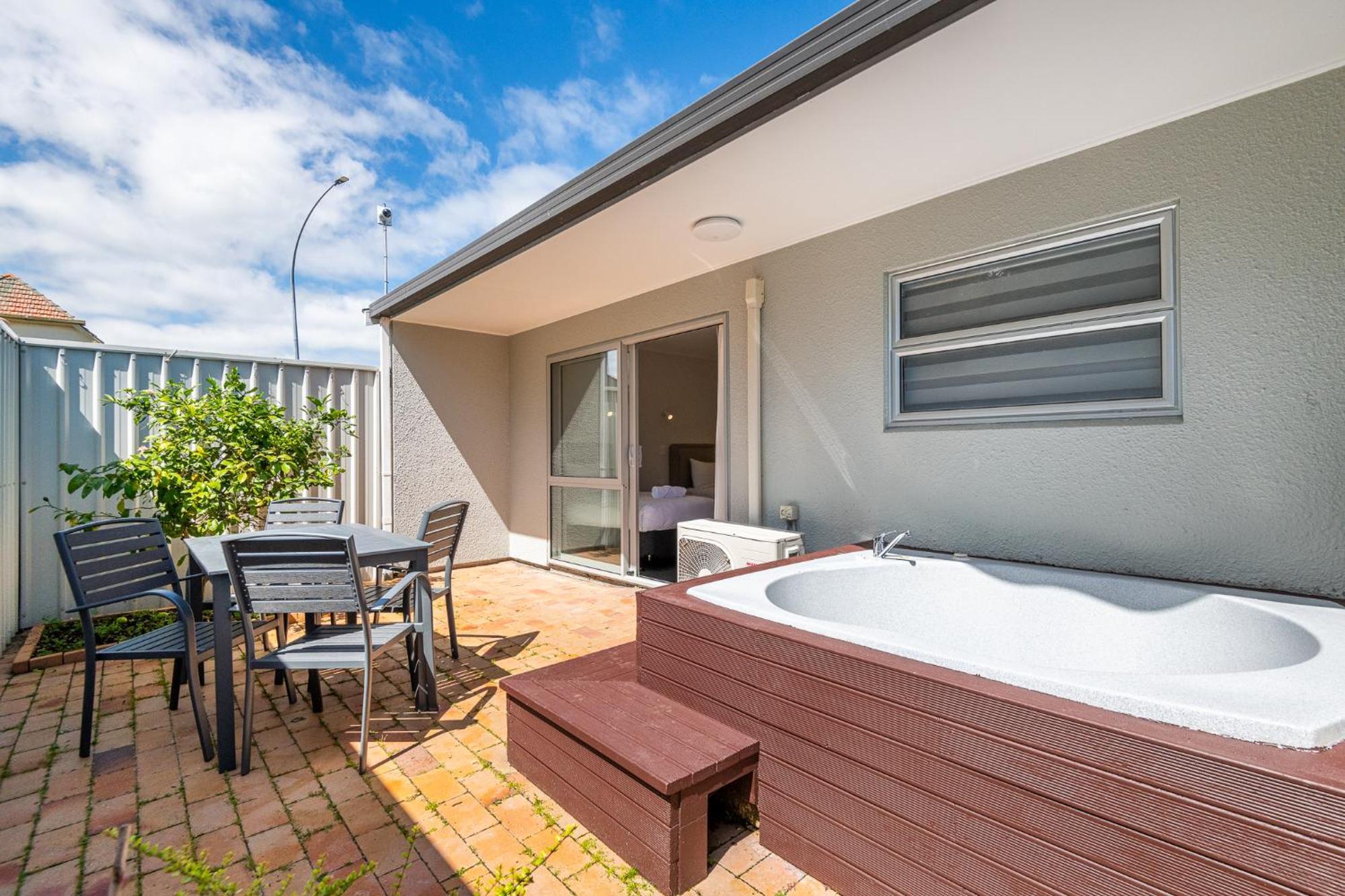 Aurora City Suites Motel Distretto di Distretto di Rotorua Esterno foto